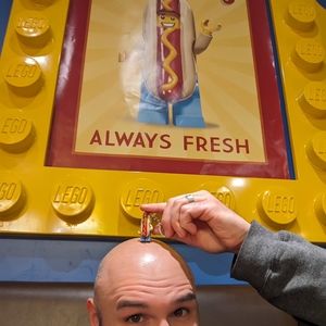 Meet your Posher, Derrick